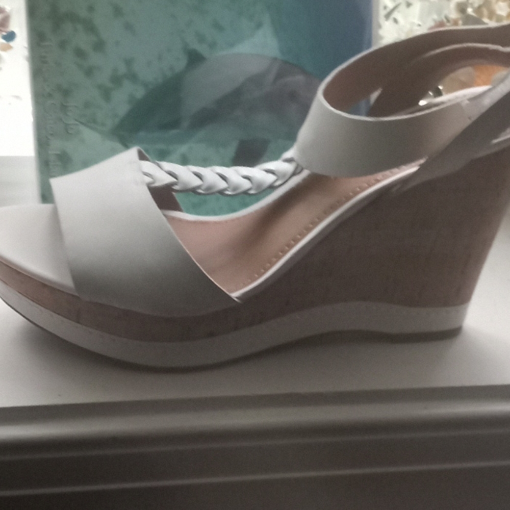 Franco Sarto wedges